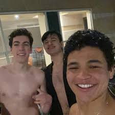 Hugh McFarlane (@hugh_mcfarlane) • Instagram photos and videos