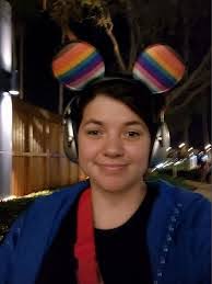 Janessa Guise's Instagram, Twitter & Facebook