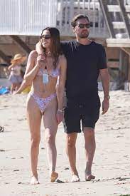 But amelia hamlin is certainly making a name all her own. Scott Disick 37 Poses With New Girlfriend Amelia Hamlin 19 In First Selfie As Model Gushes She S Thankful For Him