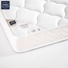 Face à la diversité des modèles, trouver le matelas idéal n'est pas facile. Matelas 140x190 Tres Ferme En Mousse Matelas No Stress