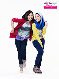 Raisya yang enggan menyambung pelajaran, nekad melarikan diri dari rumah anak yatim yang dihuni dan mula bekerja sebagai pengasuh bayi di rumah keluarga farish. Astro Ria Original Tv Shows Ranked