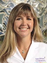 Carrie Corwin's Instagram, Twitter & Facebook