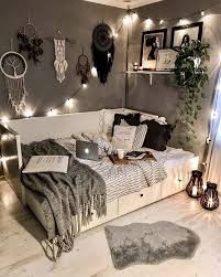 Pin By Annika Ostermann On Home Office House Rooms Girl Bedroom Decor Room Decor Bedroom