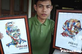 Check spelling or type a new query. Anak Muda Ini Membuat Karya Lukis Menggunakan Sampah Label Plastik Kemasan Minuman Pikiran Rakyat Com