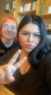 Courtney Beebe's Instagram, Twitter & Facebook