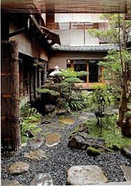 Awesome 42 Pretty Japanese Bonsai Front Yard For Spring Http Decorhead Com 2019 01 16 42 Pretty Japanese B Small Japanese Garden Japan Garden Japanese Garden
