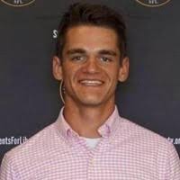 300+ perfiles de «Throgmorton»