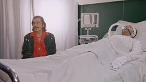 Tandis que revel tente de retrouver karim avant la police, nathan ne lâche rien pour tenter de sauver sabrina. Baptiste Et Emma Se Marient Le 28 Juin Et Anne Dit Adieu A Stan Plus Belle La Vie 13 05 2019 Le Recap Plus Belle La Vie Nouveautes Tele Com