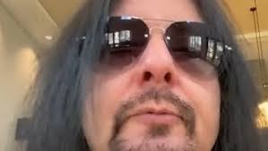 Rob Affuso's Instagram, Twitter & Facebook