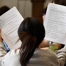 Amid ChatGPT outcry, some teachers are inviting AI into the classroom