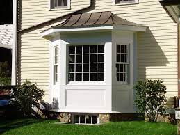 S4sse trim boards make the exterior of these bay windows really stand out. Bay Window Exterior Trim Diy Home Improvement Forum