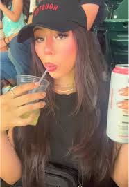 Amy Canseco's Instagram, Twitter & Facebook