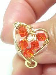Creacioneszaiwill Anillo En La Tecnica De Alambrismo Dorado Figura De Corazon Y Priedritas De Cristal Naranja Claro Cristales Naranja Claro Disenos De Unas
