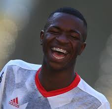 Винисиус жуниор (vinícius josé paixão de oliveira júnior). Vinicius Junior Real Madrid Sprengt Endgultig Grenzen Des Transfermarkts Welt