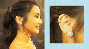 And on sunday, kourtney kardashian, 42, had her ear pierced at the mall, before … 60 Celebrities With Ear Piercings Body Art Guru