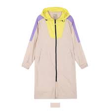 > 그럼 지금부터 이번 남자 바람막이 아이템의 상세 정보와 각각의 컬러에 맞는 코디를 하나하나 천천히 살펴보도록 하겠습니다! Spao