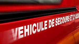 Deux allemands ont trouvé la mort mercredi matin dans un accident sur la route centre europe atlantique (rcea), à montbeugny dans l'allier, à quelques centaines de mètres du lieu d'un précédent accident qui avait couté la vie à 12 portugais il y un mois, a constaté une correspondante de l'afp. Allier Un Mort Dans Un Accident Entre Un Camion Et Une Voiture