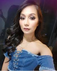 Janice Roman's Instagram, Twitter & Facebook