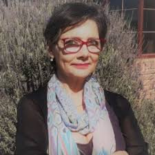 Laura Valente de Macedo