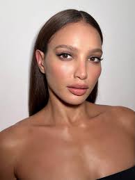 Avia Solomon (@vivis_makeup) • Threads, Say more