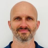 400+ profiluri „Miclaus”