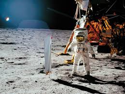 Walking on the Moon – Texas Monthly