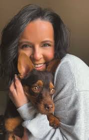 Louis wants me to remind you guys we are open 10-2 today! Happy Saturday 🎉  XOXO SS & King Lou ♥️