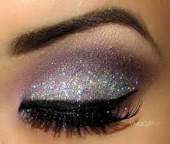 A Collection Of 40 Best Glitter Makeup Tutorials And Ideas 2021 Pretty Designs Glitter Eye Makeup Glitter Makeup Tutorial Glitter Eyes