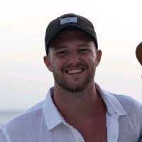 Cade Foster's Instagram, Twitter & Facebook