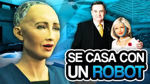 EL HOMBRE que se ENAMORÓ de un ROBOT