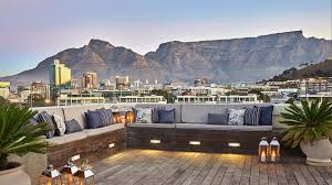 Cape town, capetown), капстад (африкаанс kaapstad), город, порт на юго западе юар, близ мыса доброй надежды. I4copxccdb7xvm