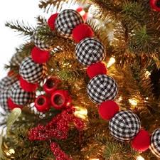 Black And White Checkered Christmas Decorations Put These Black And White Plaid And Red Ball Christmas Garland In Your Tree To Give Christmas Garland Outdoor Christmas Decorations Christmas Garland For Sale