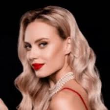 SEEDING THE SEXY SWEDISH SOCCER SWEETIES! (Felicity's Quickies!) (English  Edition) eBook : Cox, Felicity: Amazon.de: Kindle-Shop