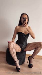 Miss Pam aka missess91 OnlyFans video 01-06-2023 - kisses for a wonderful day