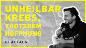 Danke für den einblick in den teil seines lebens, der ihn an. Realtalk Unheilbar Krebs Trotzdem Hoffnung Philipp Mickenbecker Real Life Guys Im Interview Youtube