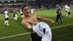 Latest matches with results germany u21 vs portugal u21. Deutsche U21 Im Finale Der Bedeutsame Auftritt Des Florian Wirtz Sport Sz De