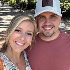 Who is a good land sales person in West Virginia?