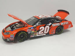 I continued shopping and ran into three more customers not wearing masks. Tony Stewart 20 1 24 2004 Nextel Inaugural Season Home Depot Nascar Diecast Car For Sale Online Ebay