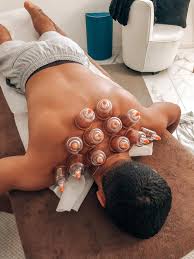 Là, la vitesse de déplacement et la direction seront en fonction la ventouse «fixe» : Ventouses Therapeutiques Ou Cupping Therapie Et Osteopathie