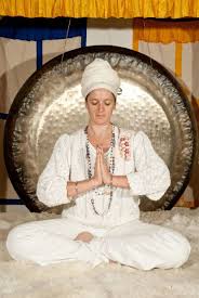 He married pritam kaur, the daughter of sucha singh of bilaspur at the age of nineteen. 71 Guru Jagat Ideas Kundalini Yoga Kundalini Guru