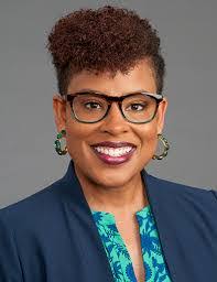 Amber Brooks's Instagram, Twitter & Facebook