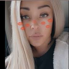 Mercedes Blake's Instagram, Twitter & Facebook