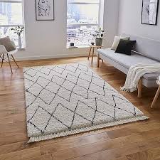 Black And White Boho Rug Dunelm Black And White Boho 8280 Rug Black And White Carpet White Rug Rugs Size