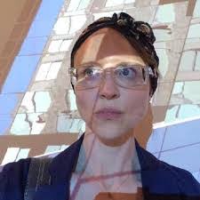 Amanda Starling's Instagram, Twitter & Facebook