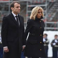 Lift your spirits with funny jokes, trending memes, entertaining gifs, inspiring stories, viral videos, and so much. Epingle Sur Couple Macron