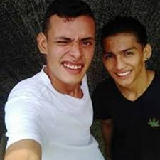 Stream andres rey music