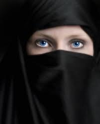 ده قالي بيوم ياحبيبتي خودي القمر ورحت معاه وماتاني إلا السهر. Ù„Ùˆ ÙƒÙ„ Ù‡Ø§Ù„Ù†Ø§Ø³ Ø¨Ø¹ÙŠÙˆÙ†ÙŠ ÙŠØ´ÙˆÙÙˆÙ†ÙƒÙ€ Ù„Ø«Ø§Ø§Ø§Ù…