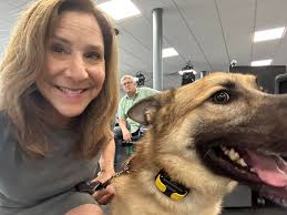 I'm very been enjoying a comfy, cozy fleece gifted to me thanks to my good  friend Soni Dimond who knew I liked it. I'm blessed to have such a  thoughtful friend.