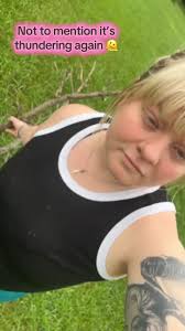 Tina (@triplethreattina)