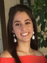 Isabel Holloway's Instagram, Twitter & Facebook